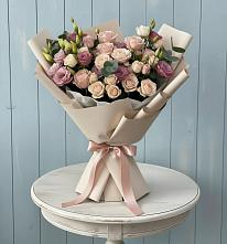 Букет цветов из:  Розы и Лизиантусы в Золотаревке Ставропольского края