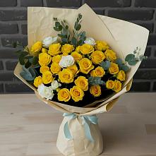 Букет цветов из:  Розы в Золотаревке Ставропольского края