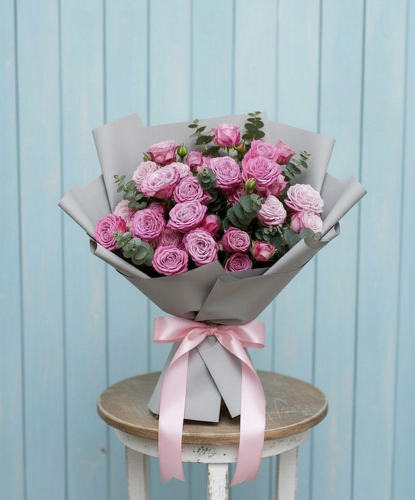 Букет цветов из: Розы в Золотаревке Ставропольского края