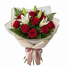 Букет цветов из:  Лилии и Розы #REPLACE_PRED# Золотаревке Ставропольского края