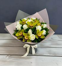 Букет цветов из:  Орхидеи и Розы в Золотаревке Ставропольского края