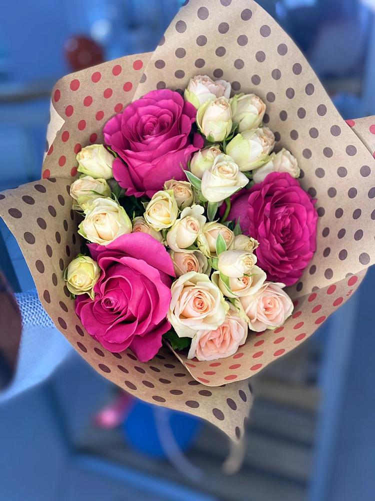 Букет цветов из: Розы в Золотаревке Ставропольского края