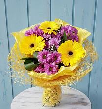 Букет цветов из:  Хризантемы и Герберы в Золотаревке Ставропольского края