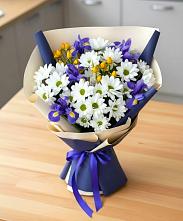 Букет цветов из:  Розы, Ирисы и Хризантемы в Золотаревке Ставропольского края