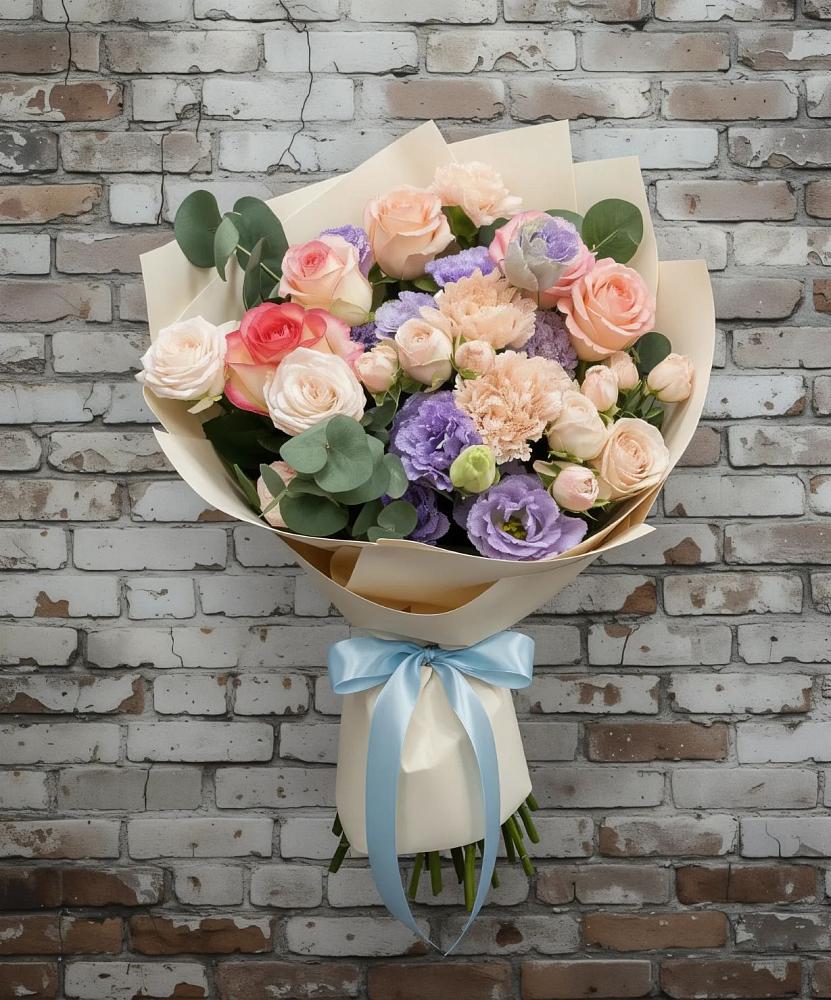 Букет цветов из: Розы, Лизиантусы и Гвоздики в Золотаревке Ставропольского края