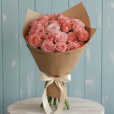 Букет цветов из:  Розы в Золотаревке Ставропольского края