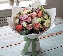 Букет цветов из:  Розы, Лизиантусы и Гвоздики в Золотаревке Ставропольского края