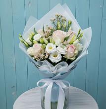 Букет цветов из:  Розы и Лизиантусы #REPLACE_PRED# Золотаревке Ставропольского края