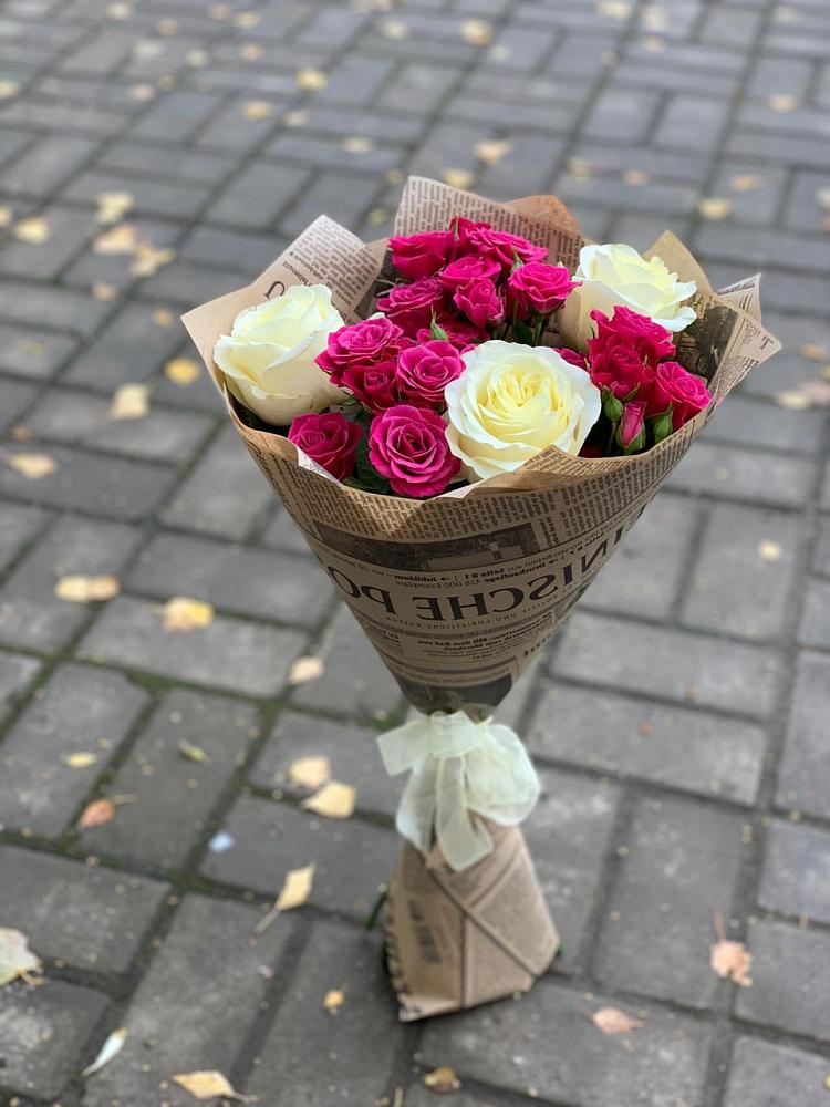 Букет цветов из: Розы в Золотаревке Ставропольского края