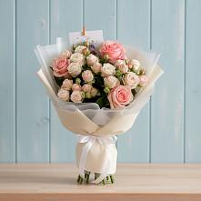 Букет цветов из:  Розы в Золотаревке Ставропольского края