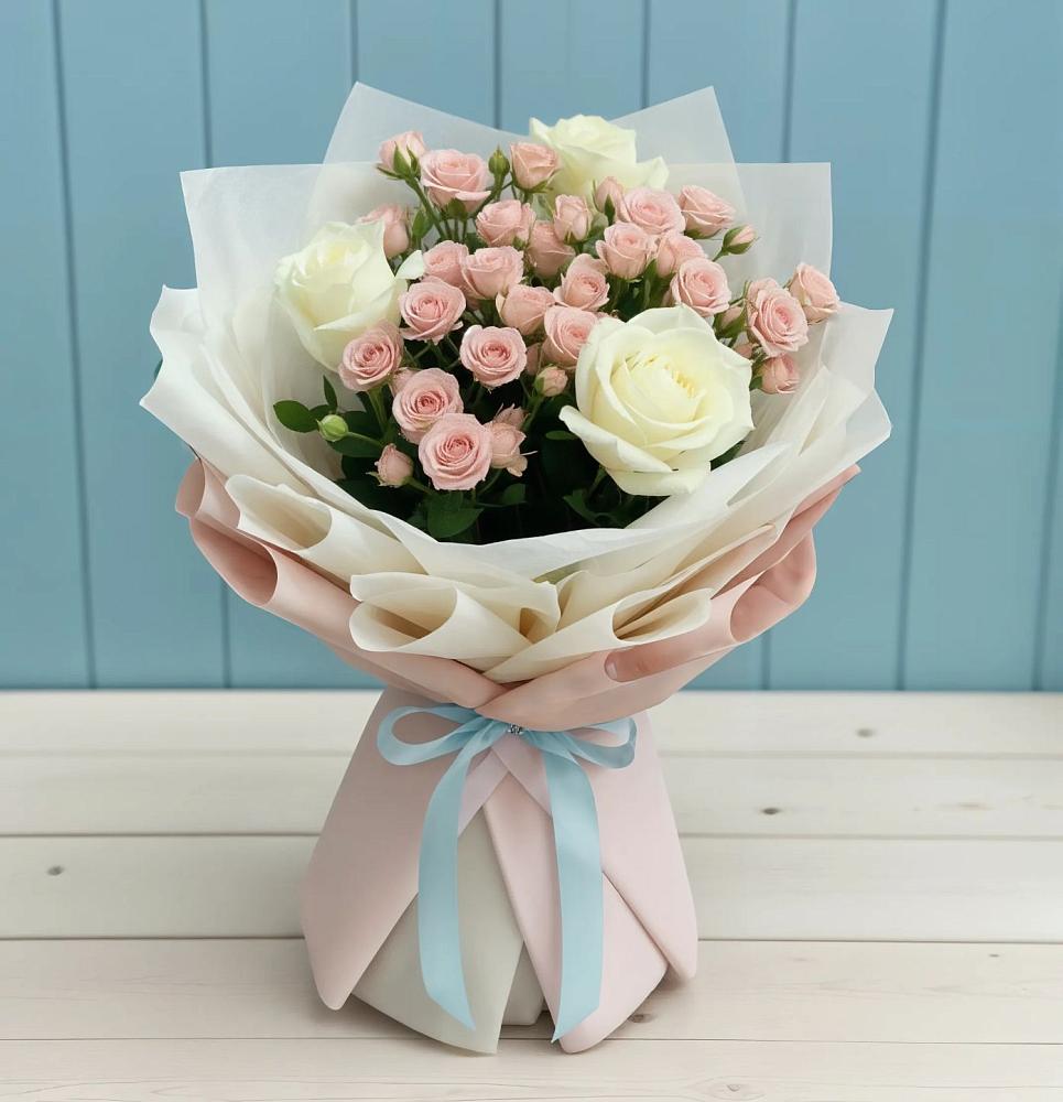 Букет цветов из: Розы в Золотаревке Ставропольского края